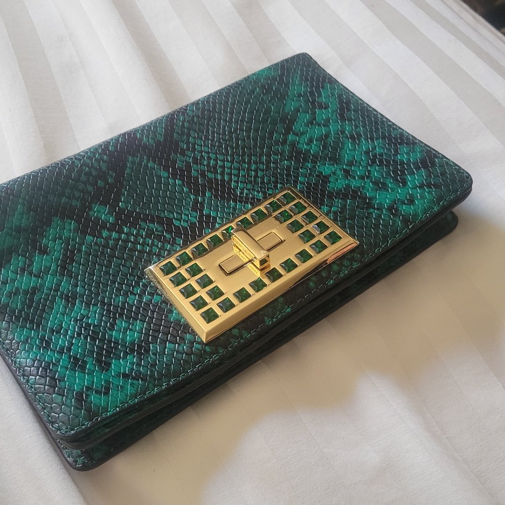 Nwot Beautiful Leather Green And Black Snakeskin Shoulder Bag